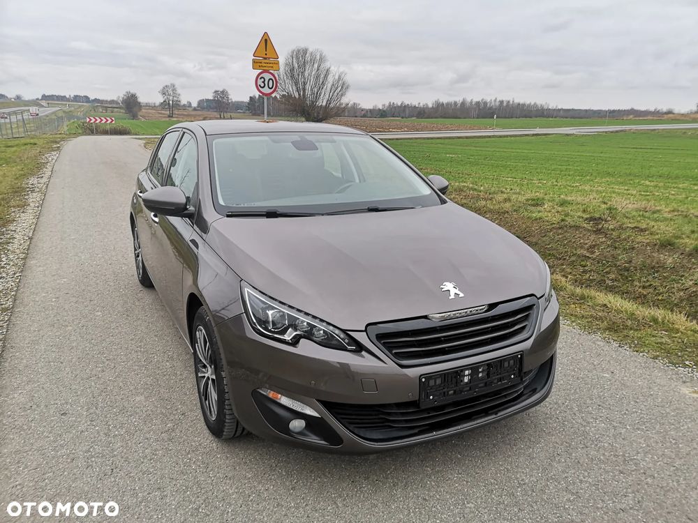 Peugeot 308 125 THP Allure - 1