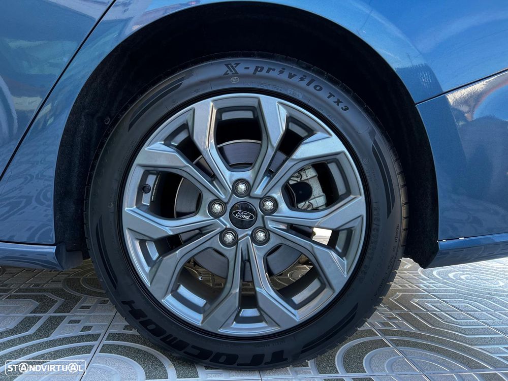 Ford Focus 1.0 EcoBoost MHEV ST-Line X - 57