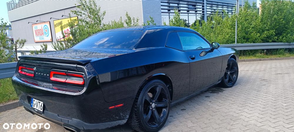 Dodge Challenger - 22