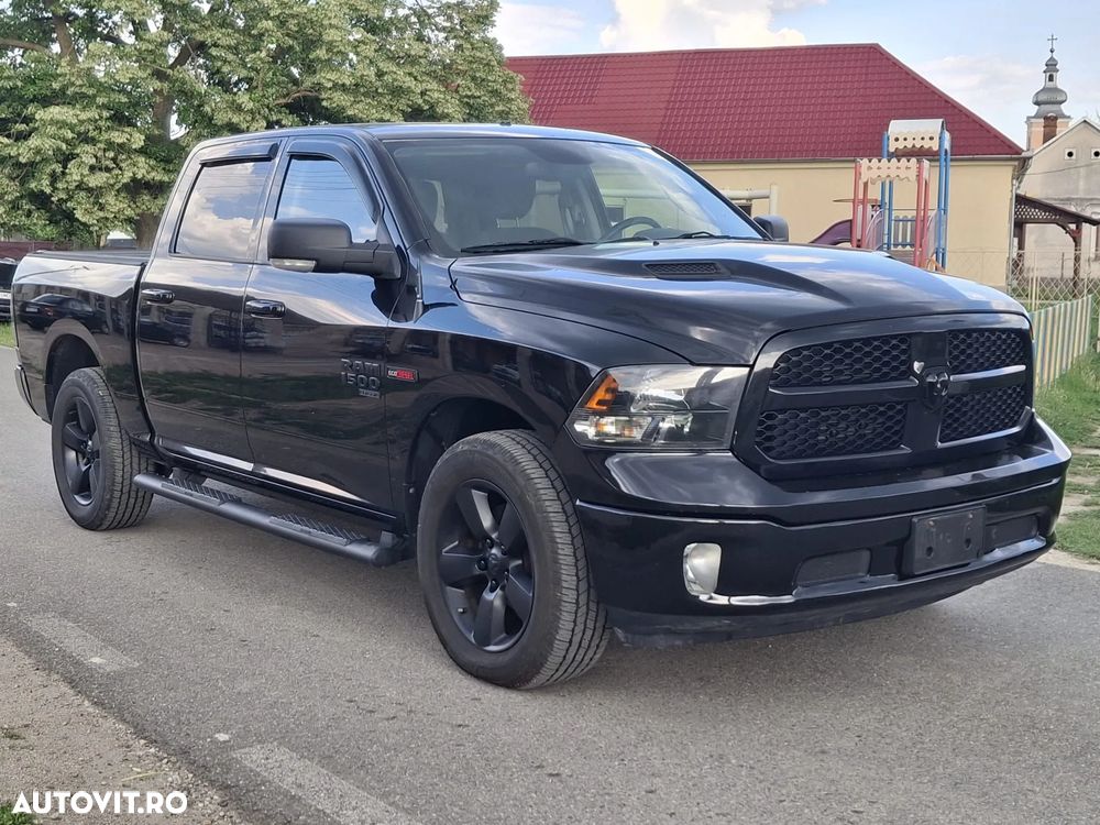 Dodge RAM - 1