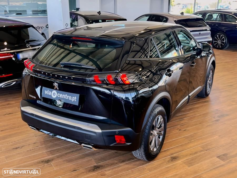 Peugeot 2008 1.2 PureTech Active Pack EAT8 - 4