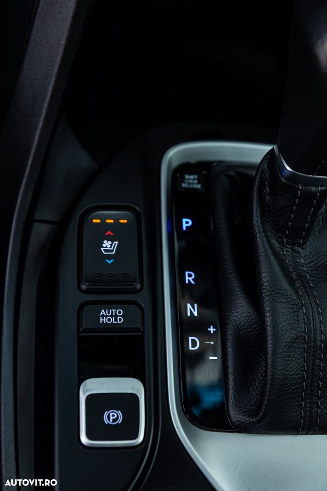 Hyundai Santa Fe 2.2 CRDi 4WD Automatik SEVEN Premium - 12