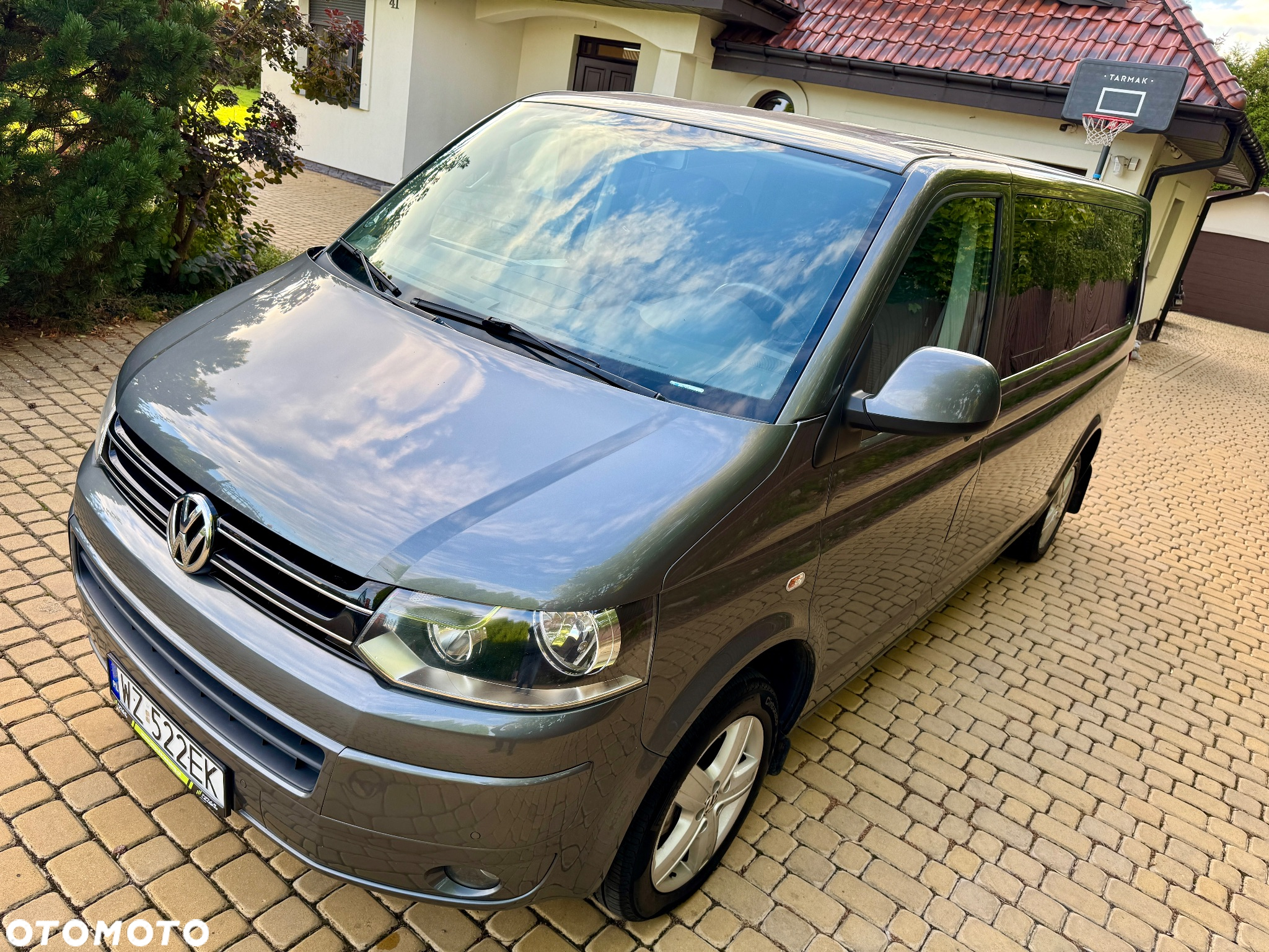 Volkswagen Multivan - 7