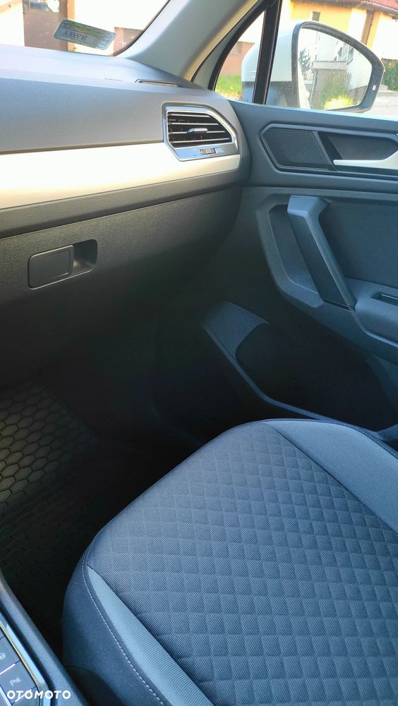 Volkswagen Tiguan - 27