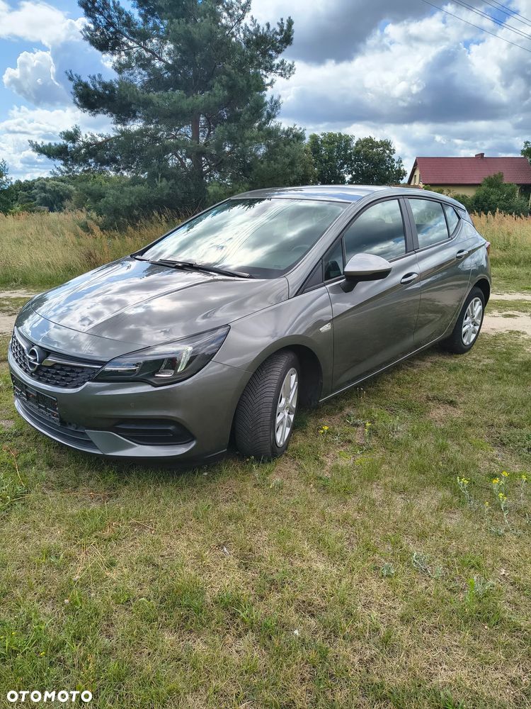Opel Astra 1.2 Turbo Start/Stop Design&Tech - 1