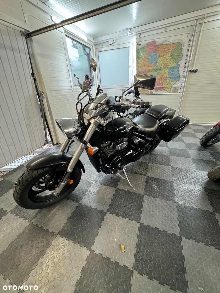 Suzuki Boulevard - 9