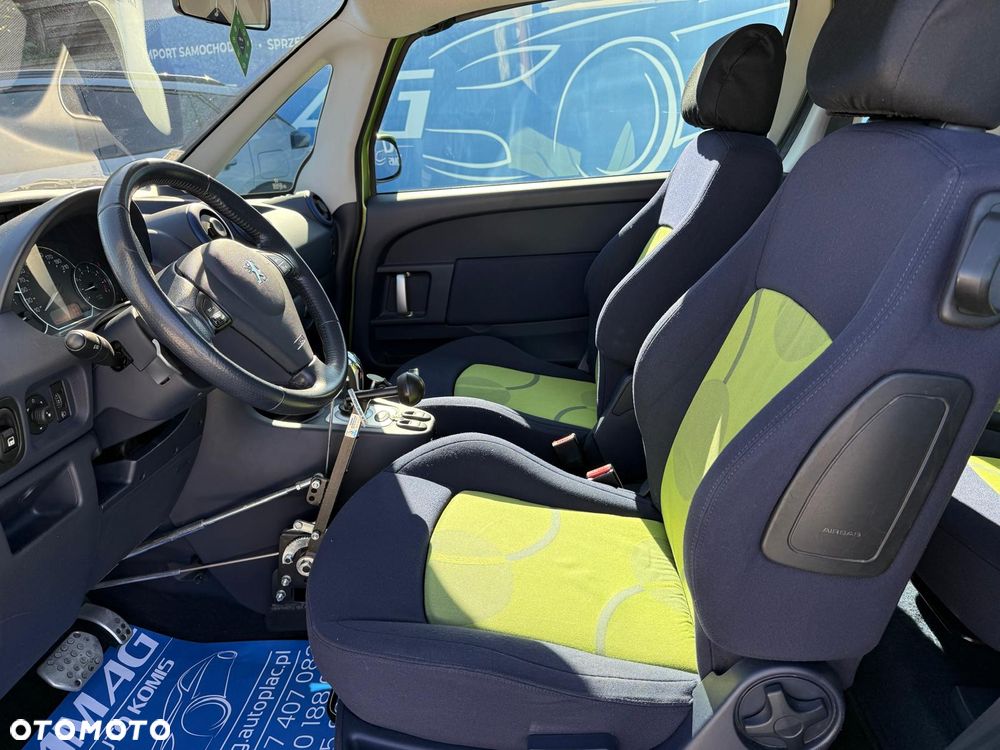 Peugeot 1007 1.6 Trendy 2-Tronic - 12