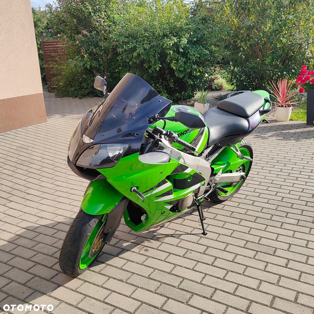 Kawasaki ZX - 3