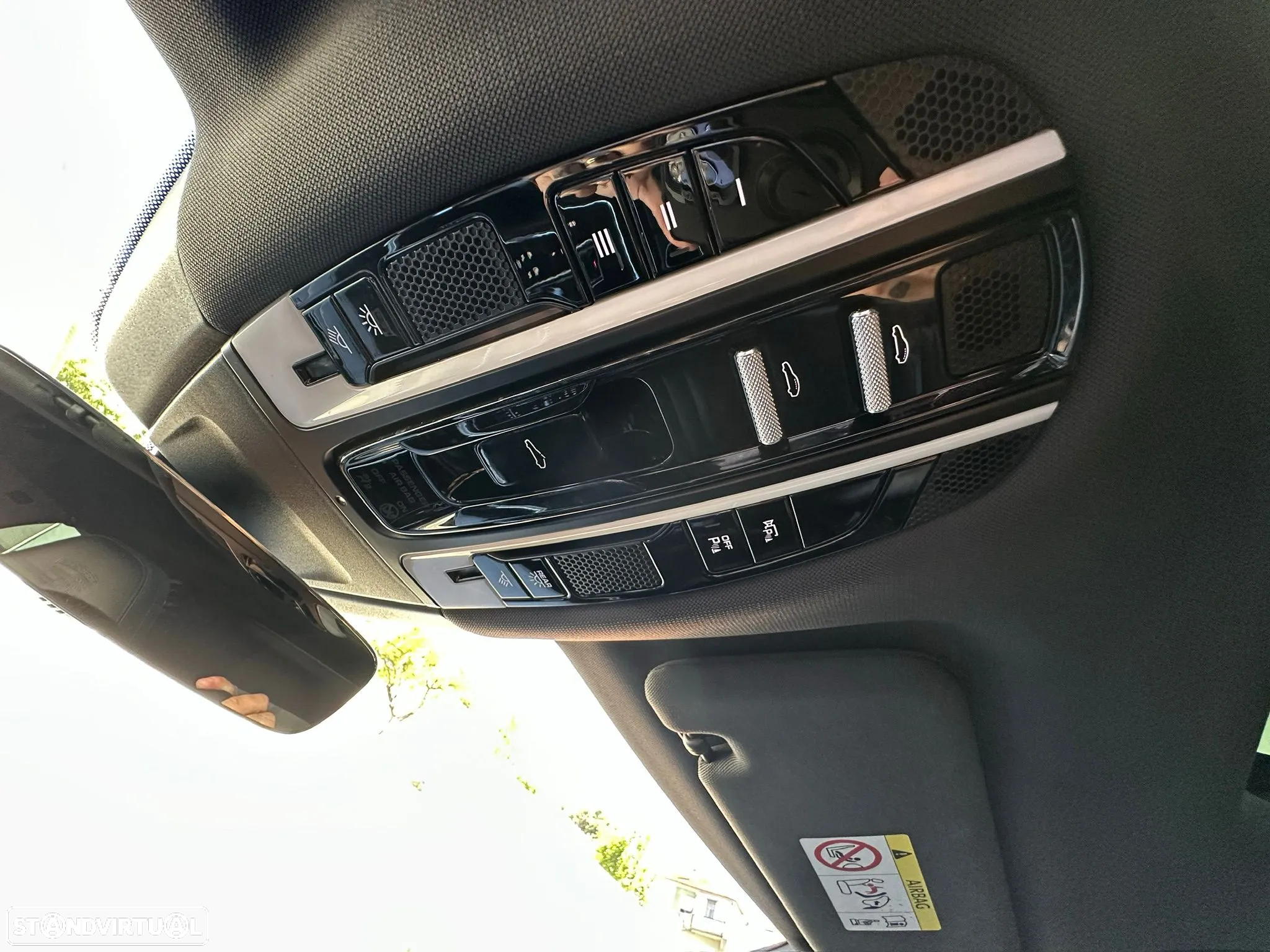 Porsche Panamera 4 E-Hybrid Platinum Edition com PDLS - 28