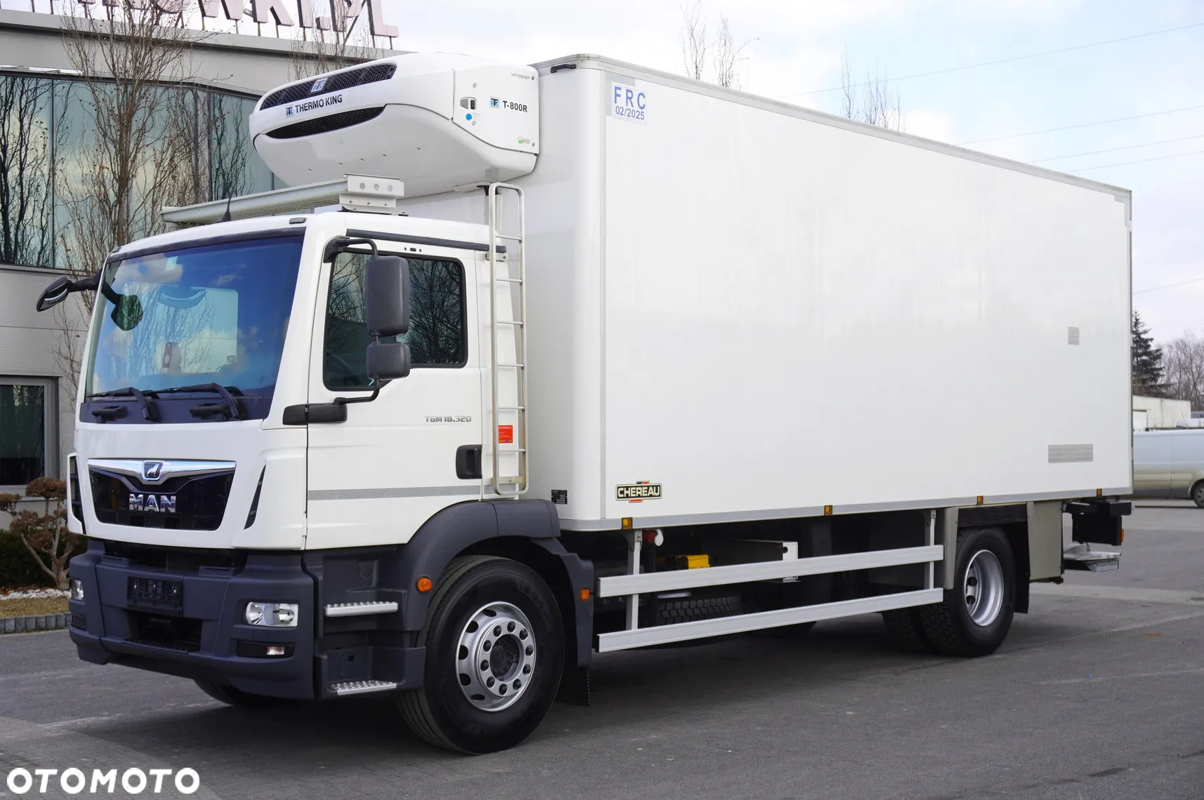 MAN TGM 18.320 / Chłodnia hakowa Chereau / Podnośnik załadowczy - 4