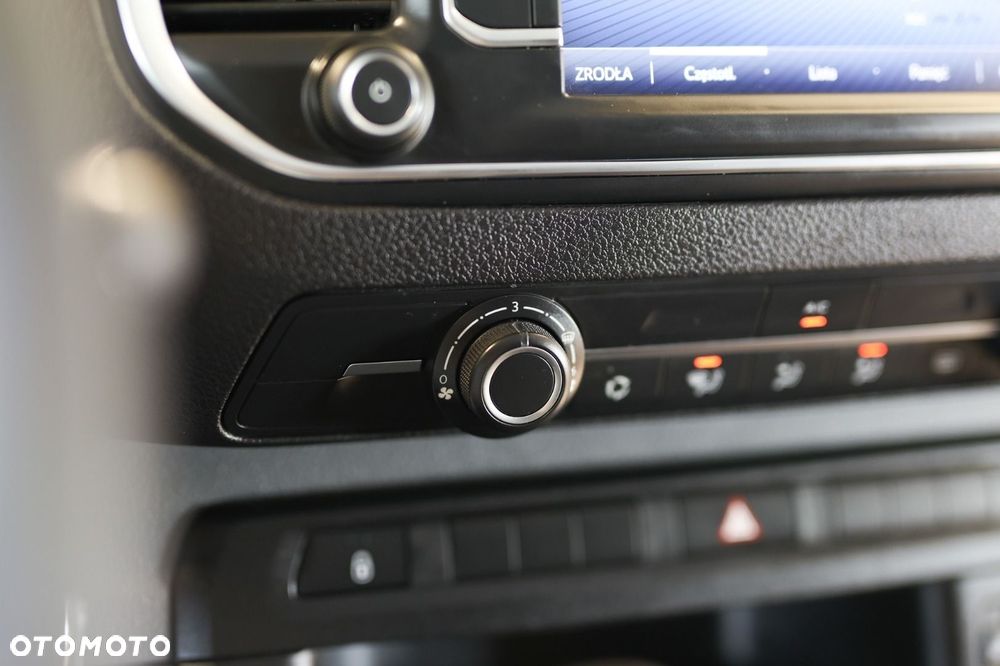 Toyota Proace Verso - 27