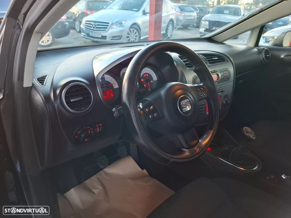 SEAT Leon 2.0 TDI FR - 16