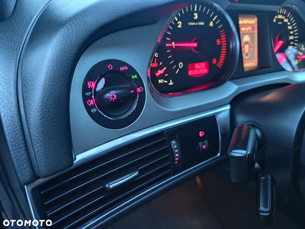 Audi A6 Avant - 18