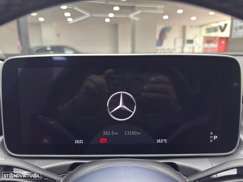 Mercedes-Benz C 300 e Avantgarde - 26