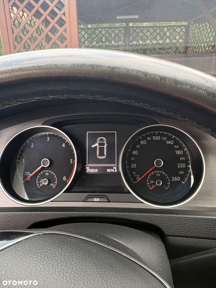 Volkswagen Golf 1.6 TDI Comfortline - 9