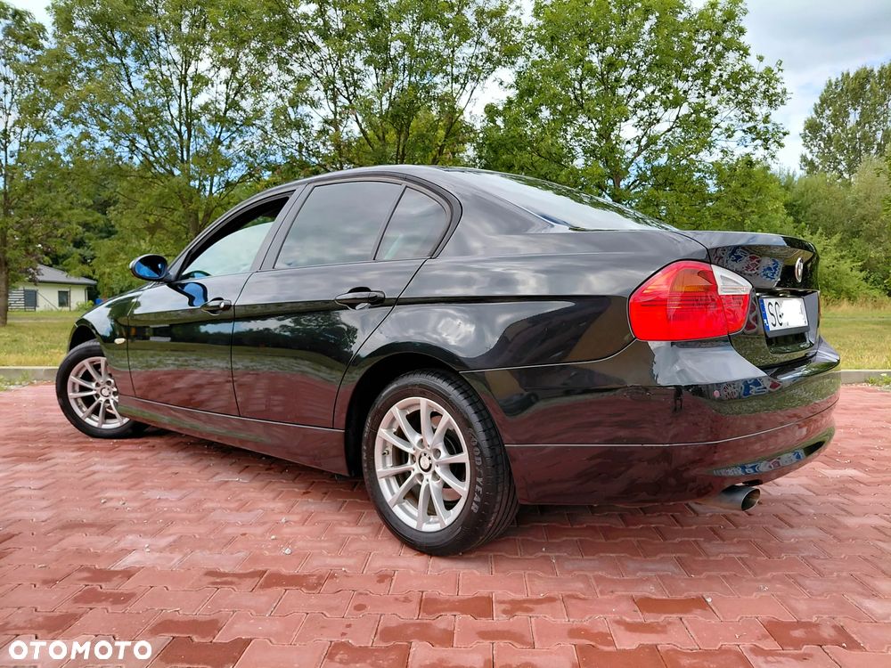 BMW Seria 3 - 33