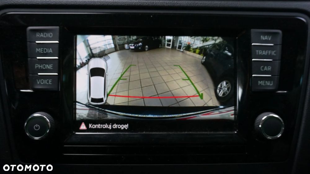 Skoda RAPID 1.0 TSI Style - 6