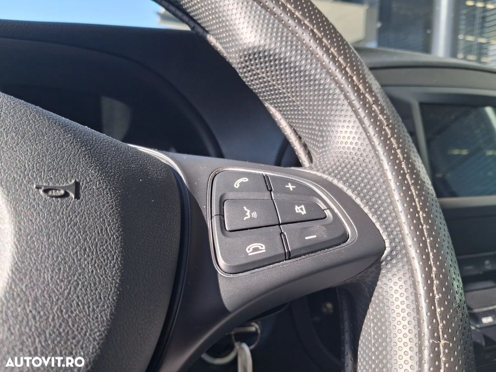 Mercedes-Benz Vito Tourer Compact 114 CDI 136CP RWD 9AT PRO - 13