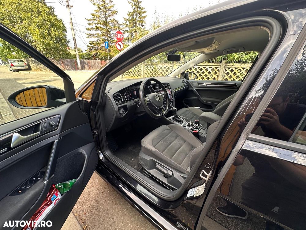 Volkswagen Golf - 13