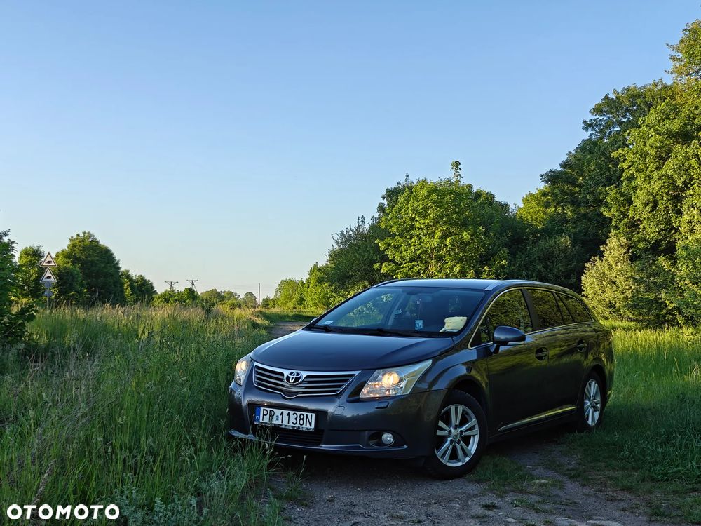 Toyota Avensis 2.0 D-4D Sol - 15