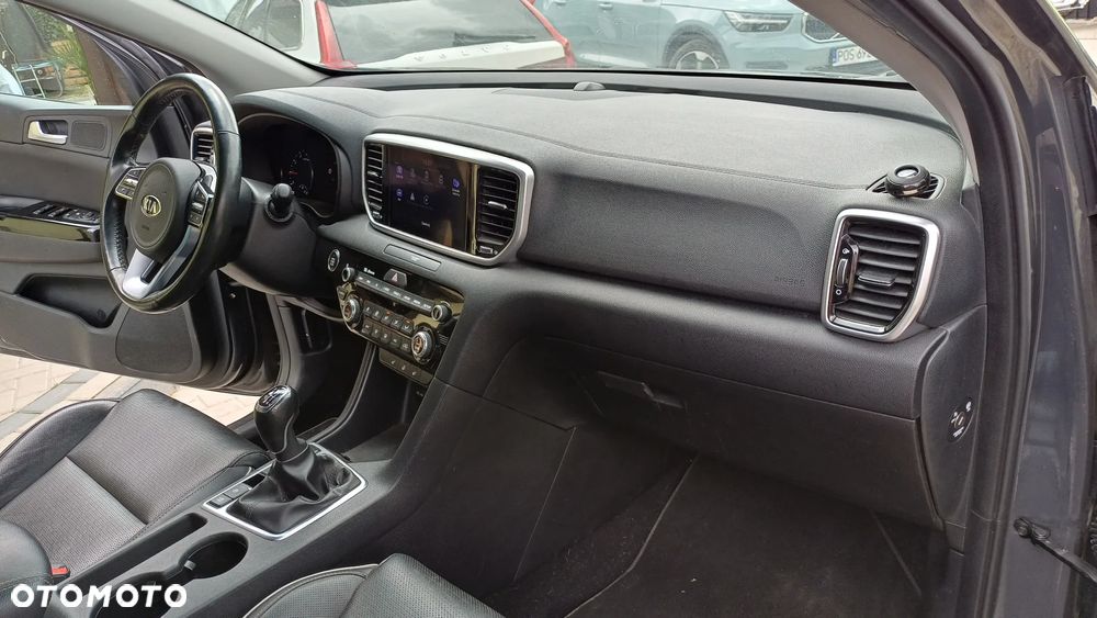 Kia Sportage 1.6 GDI 2WD Black Edition - 36