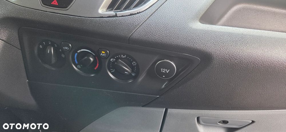 Ford TRANSIT CUSTOM - 9