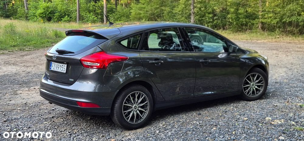 Ford Focus 1.0 EcoBoost Trend - 6