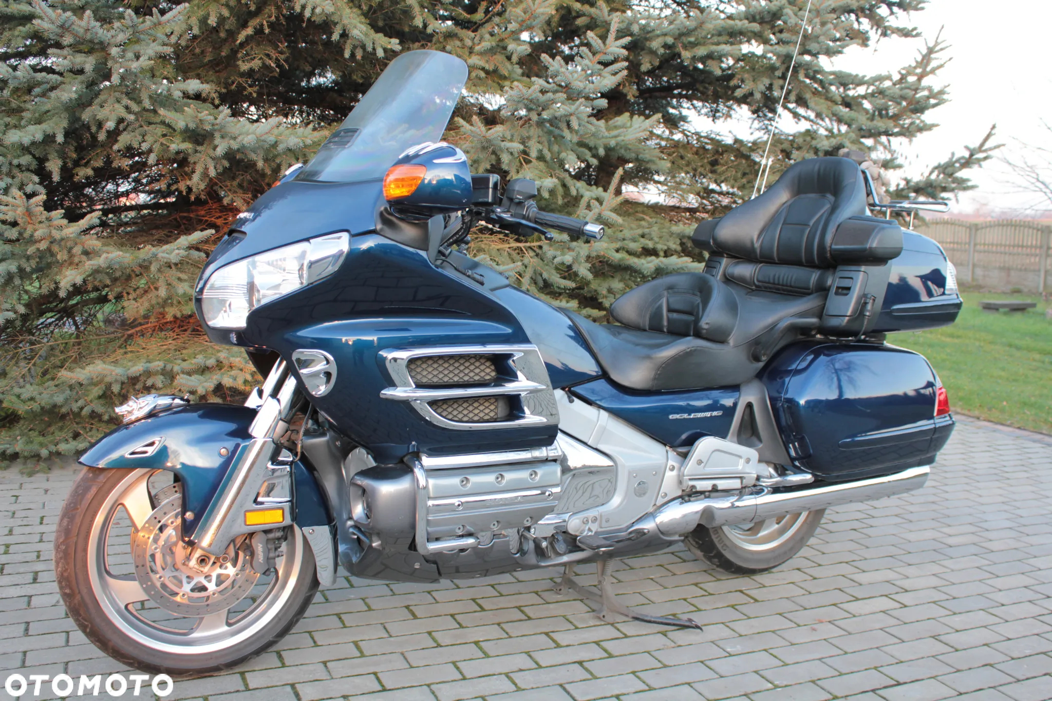 Honda GL - 27
