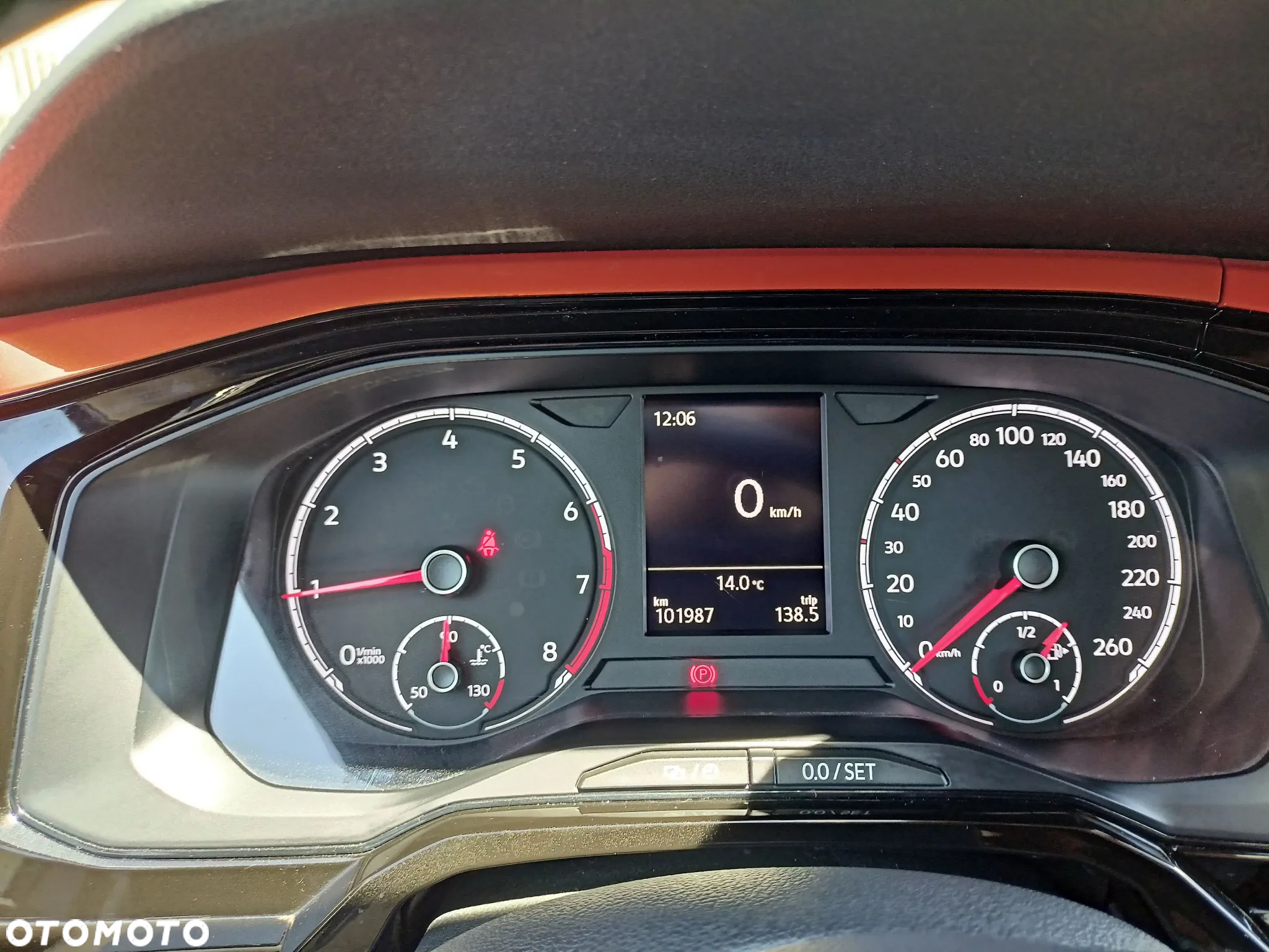 Volkswagen Polo 1.0 Comfortline - 28