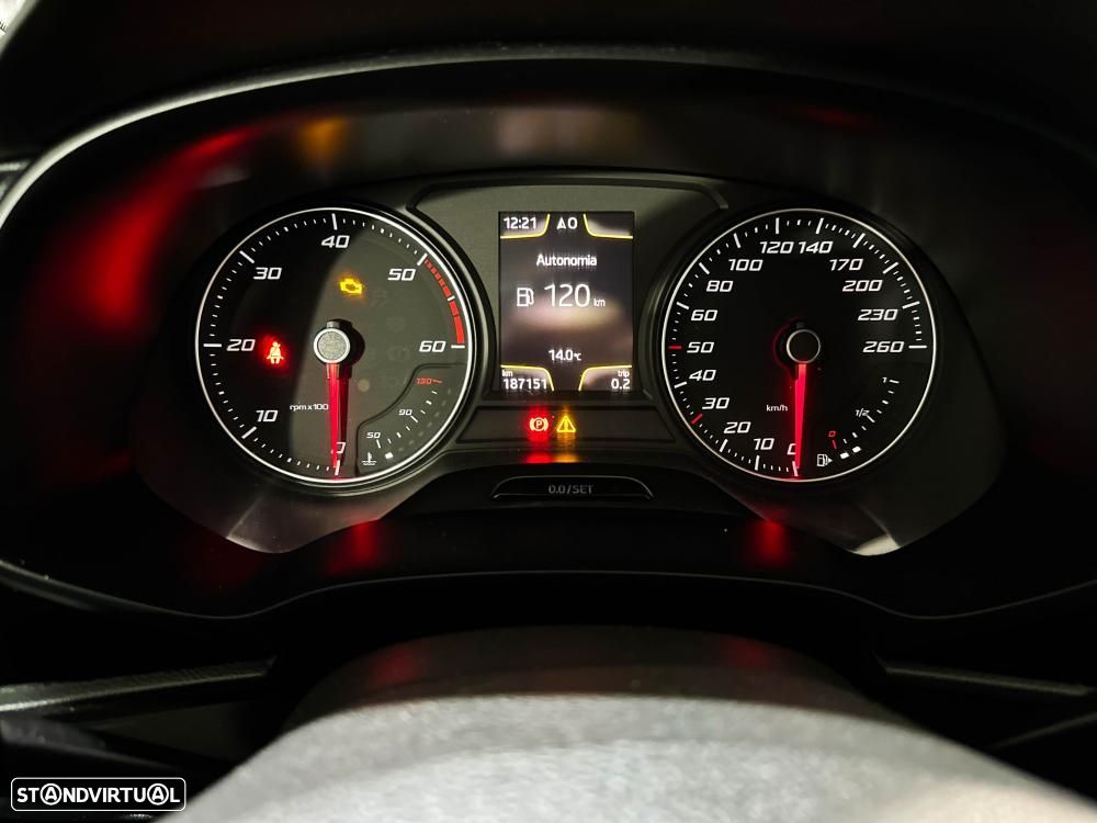 SEAT Leon ST 1.6 TDI Reference Ecomotive - 34