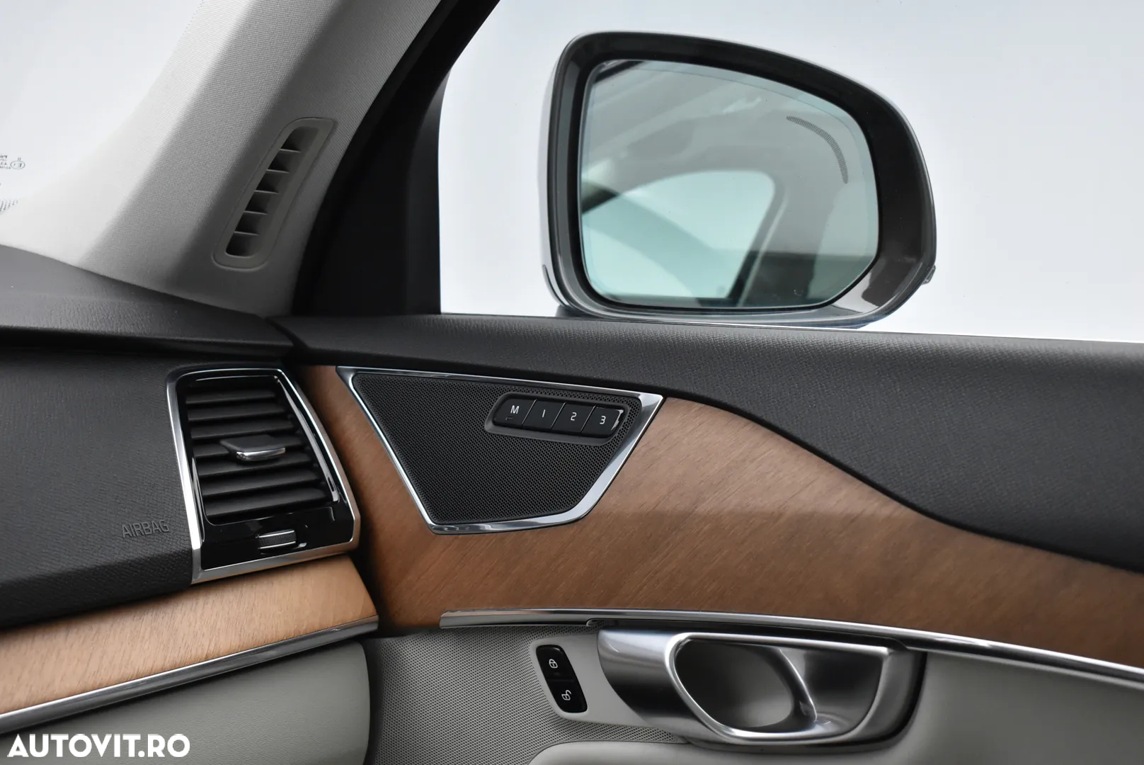 Volvo XC 90 D5 AWD Inscription - 24