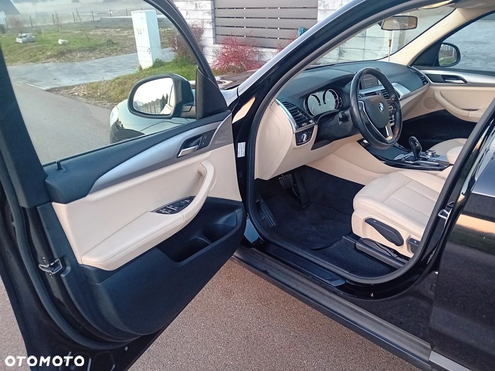 BMW X3 xDrive20i GPF Business Edition - 18