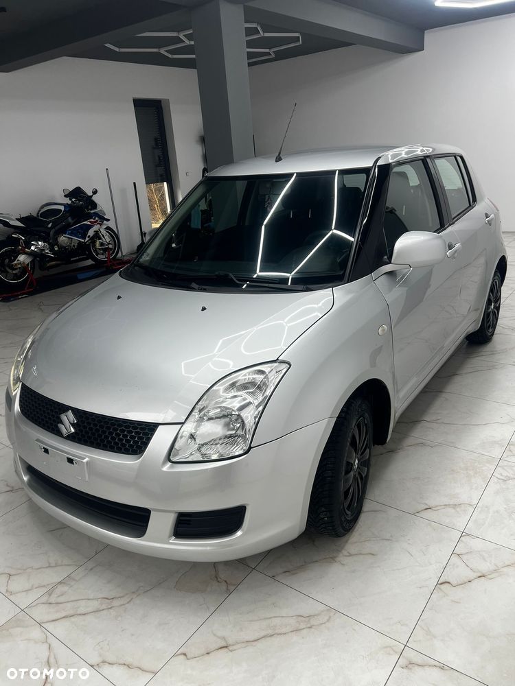 Suzuki Swift 1.3 Comfort - 1