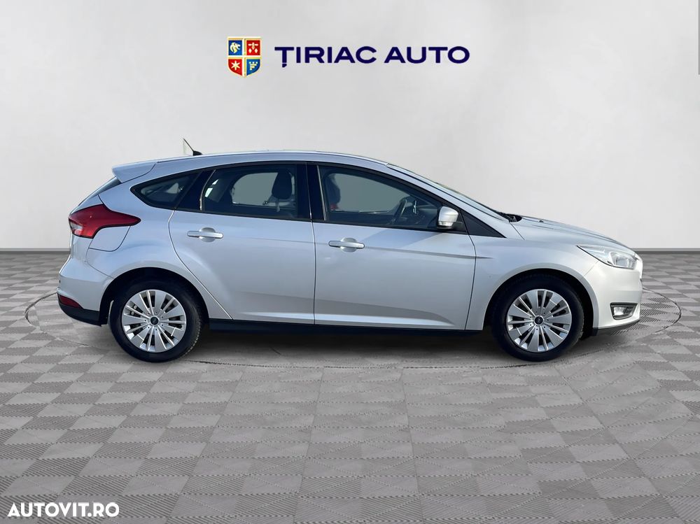 Ford Focus 1.0 EcoBoost Trend - 6