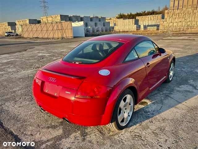 Audi TT Coupé 1.8T Quattro - 33