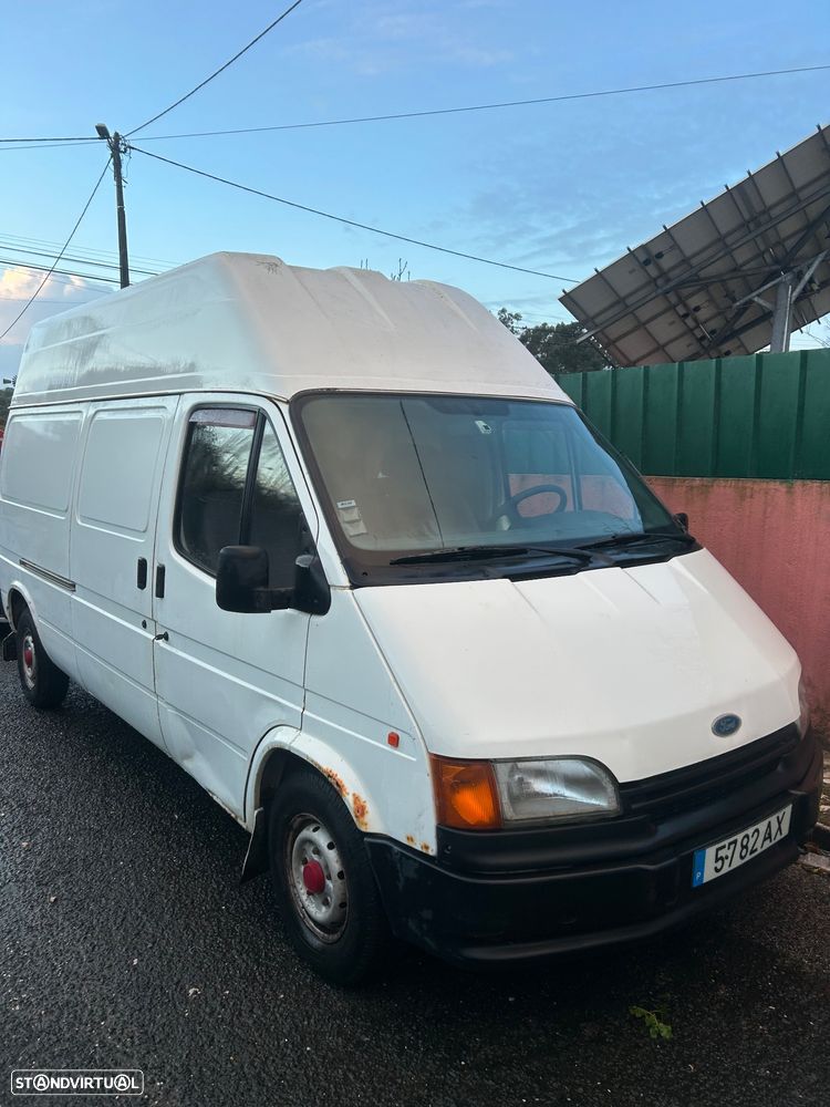 Ford Transit 190 2.5 D CD Longo - 1