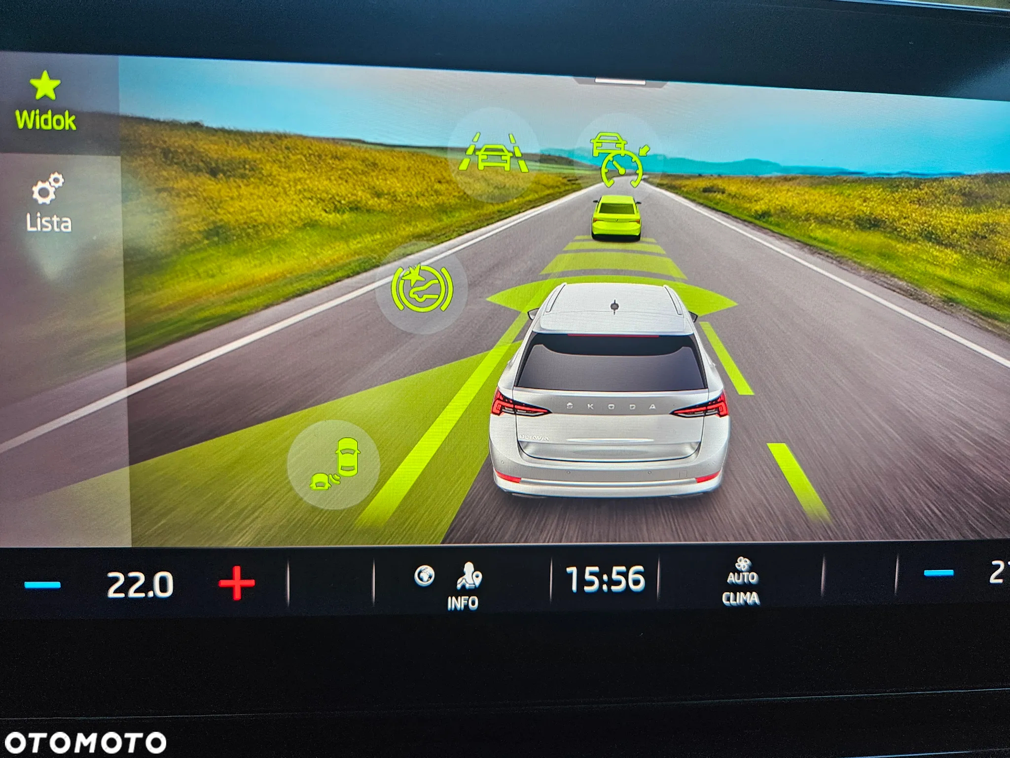 Skoda Octavia 2.0 TDI DSG Sportline - 13