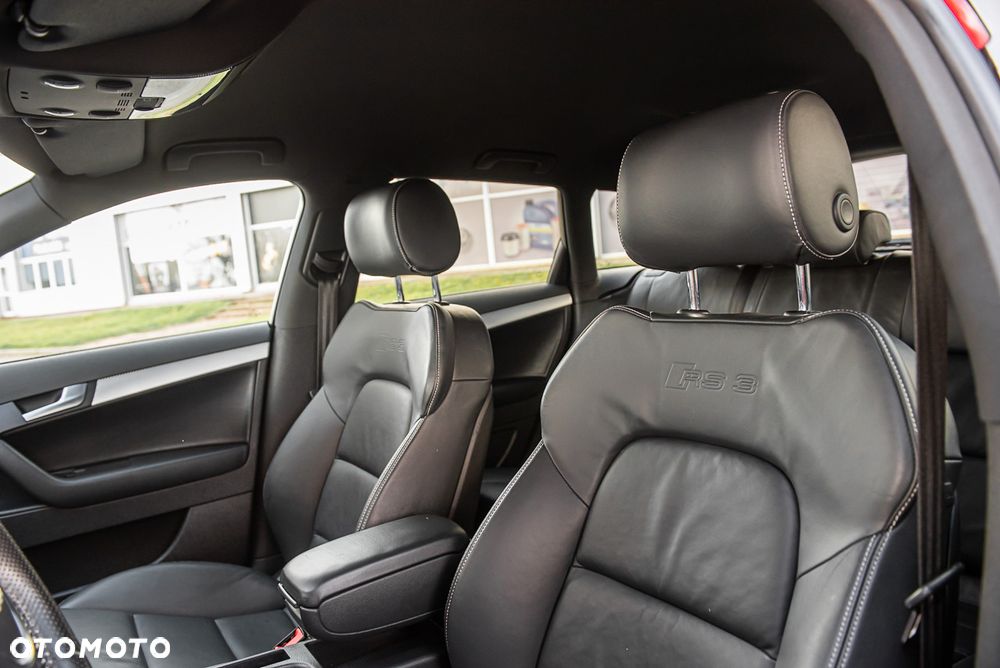 Audi RS3 Sportback Standard - 16