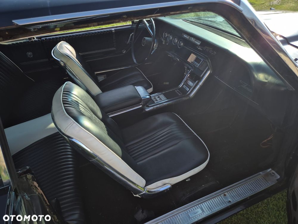Ford Thunderbird 1965 photo 3