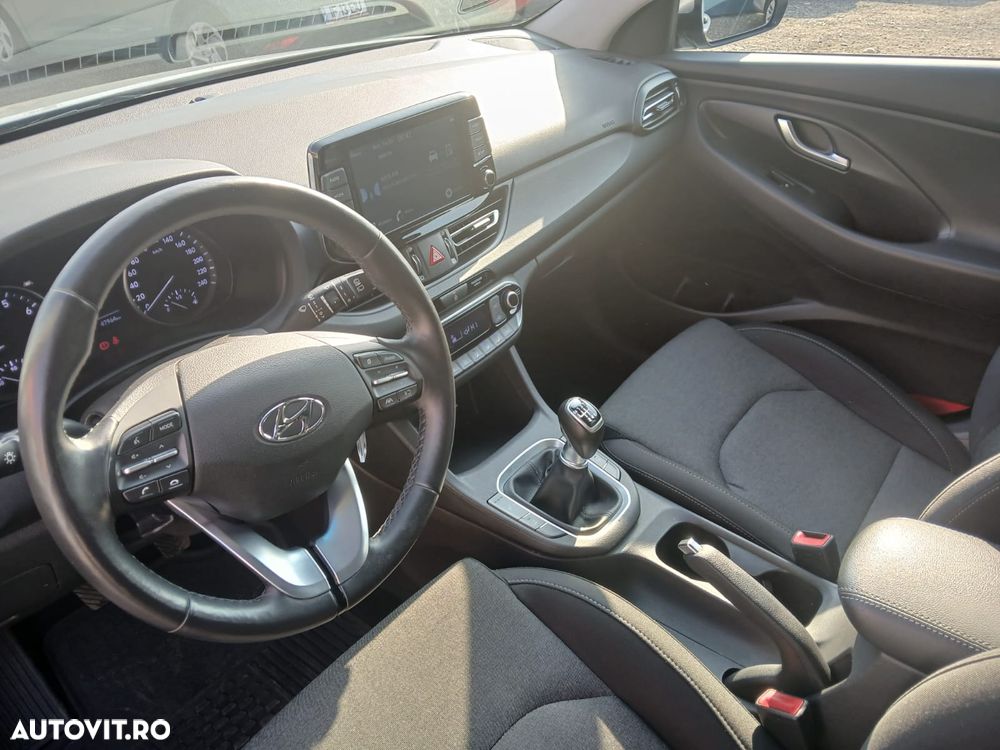 Hyundai i30 1.5 110CP 5DR M/T Highway - 6
