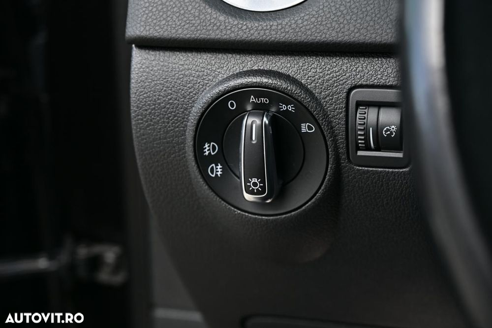 Volkswagen Tiguan 2.0 TDI DPF 4Motion BlueMotion Technology DSG Lounge Sport & Style - 23