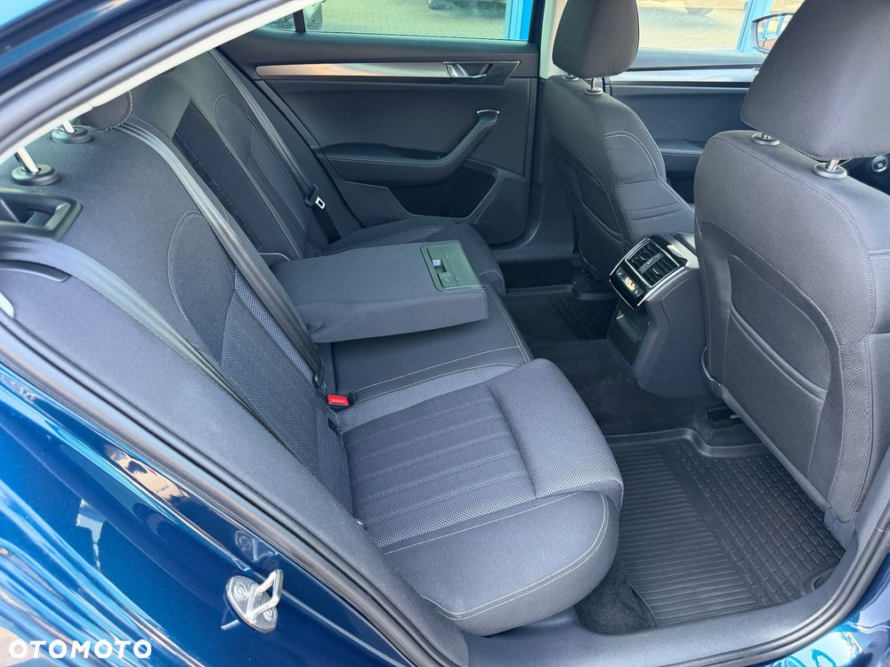 Skoda Superb 2.0 TSI DSG Style - 31