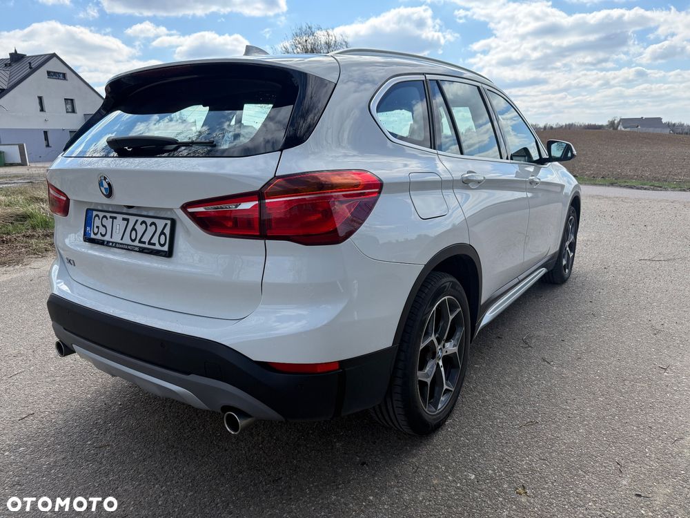 BMW X1 sDrive18d sport - 7