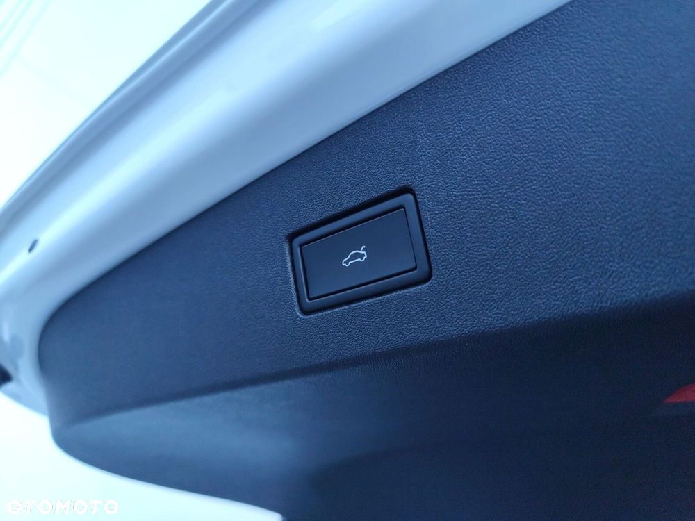 Volkswagen Tayron 1.5 TSI eHybrid PHEV 150kW Elegance DSG - 20