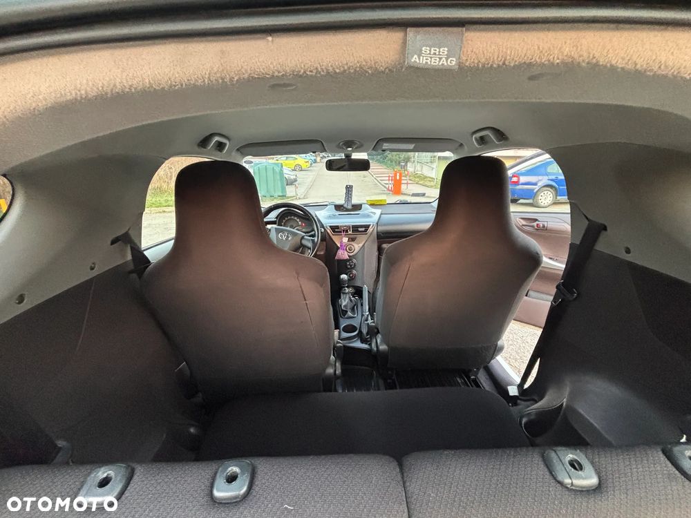Toyota iQ 1.0 - 15