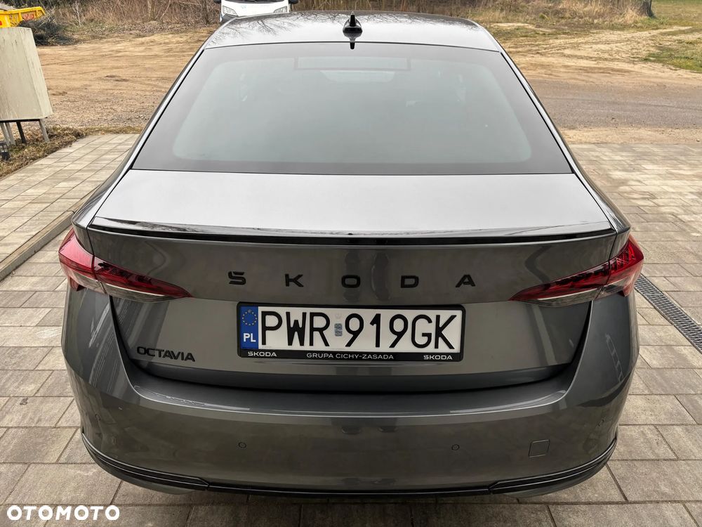 Skoda Octavia 1.5 TSI mHEV Sportline DSG - 8