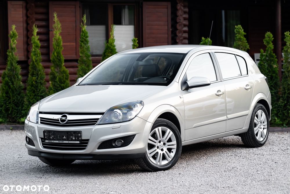 Opel Astra 1.4 Comfort / Cool - 2