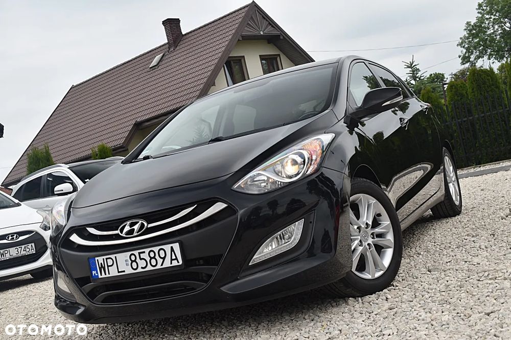 Hyundai i30 1.6 CRDI Trend - 1