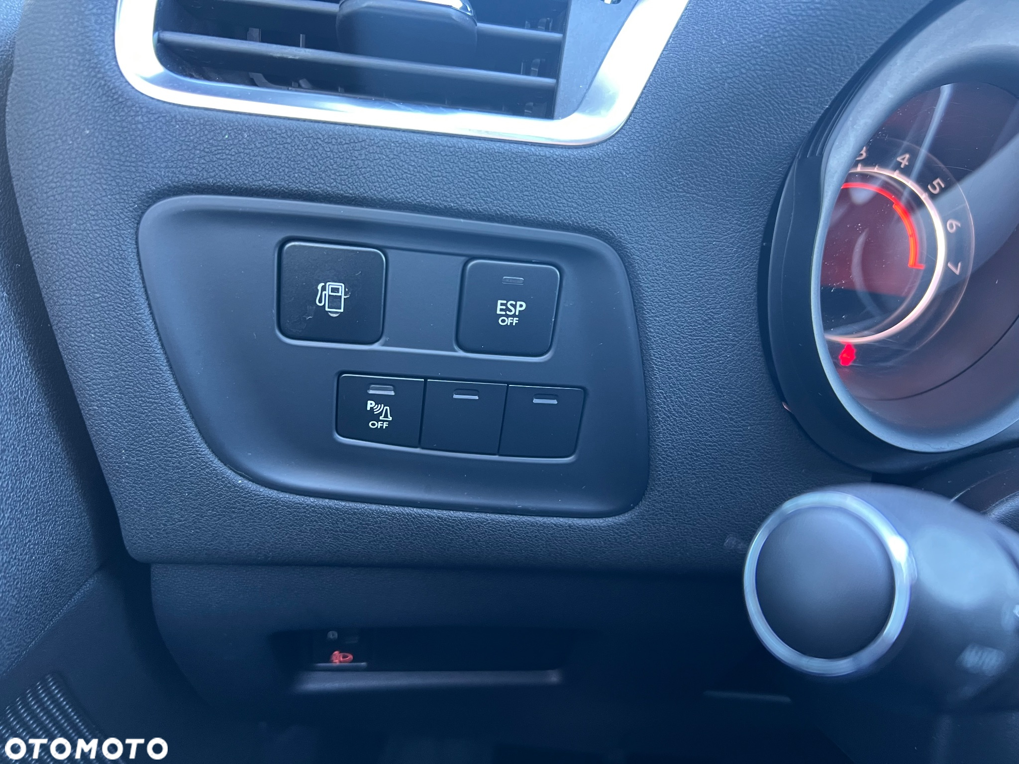 Citroën C4 HDi 90 Attraction - 31