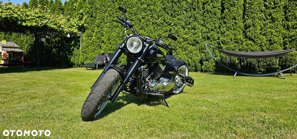 Yamaha XVS - 6